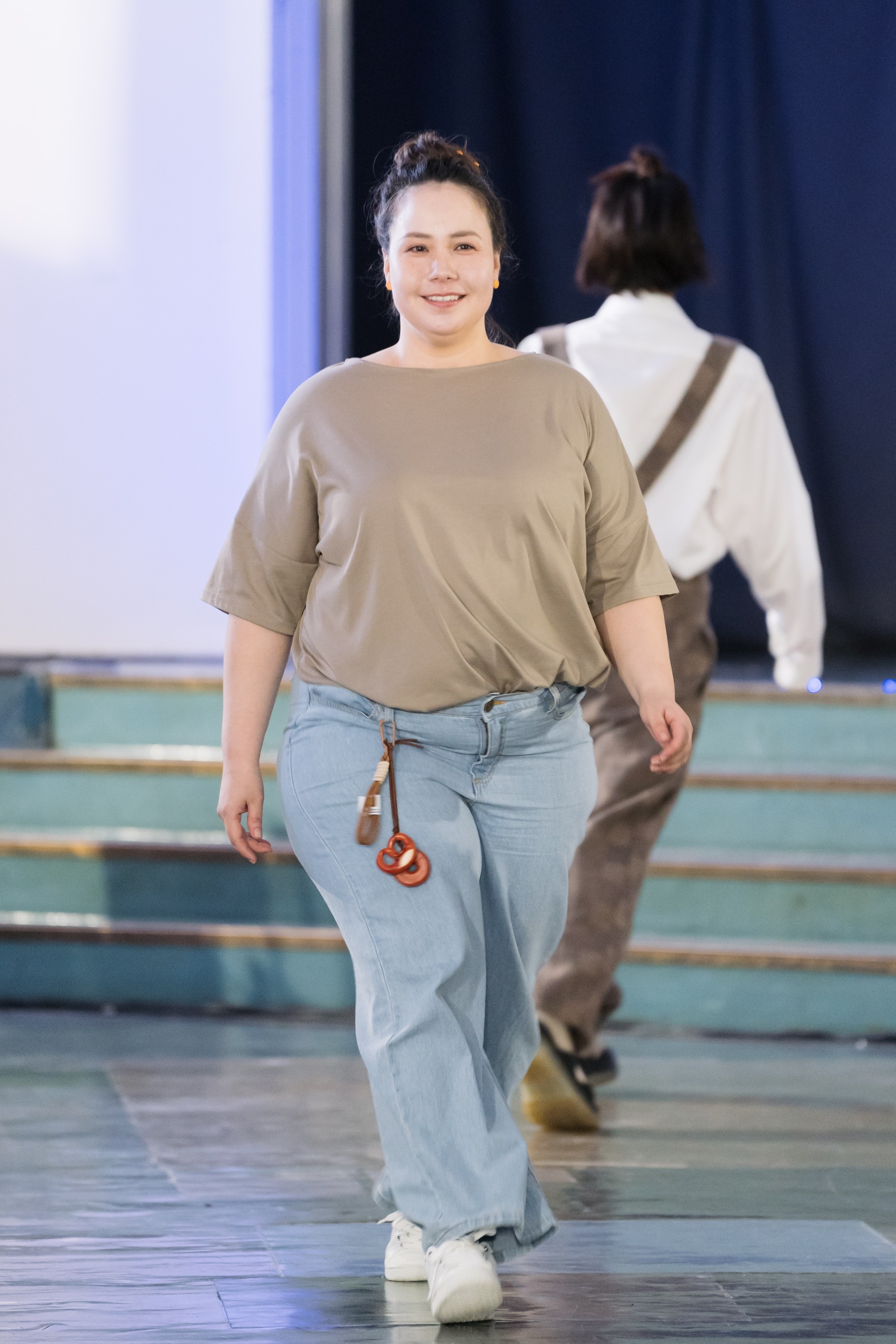 イートアンドホールディングス